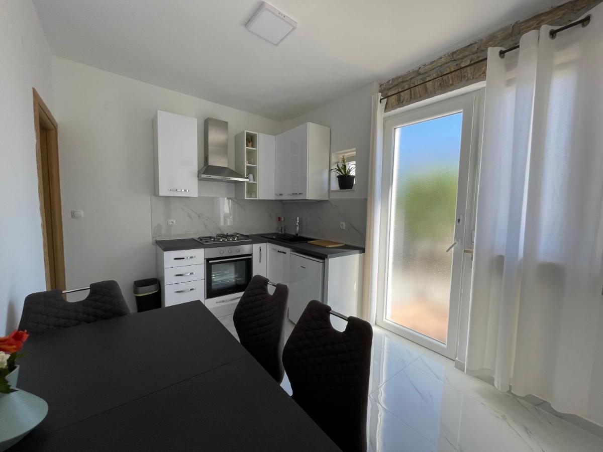 Apartmani Jasminka Vodice Exterior foto